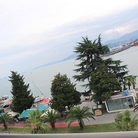 Boutique Hotel 32 Batumi Ngoại thất bức ảnh