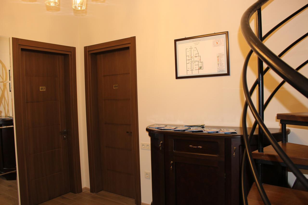 Boutique Hotel 32 Batumi Ngoại thất bức ảnh